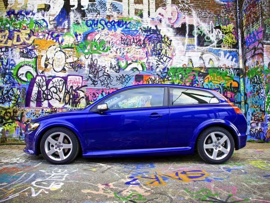  Volvo C30 R-Design 2008 года  (фото 15 из 26)